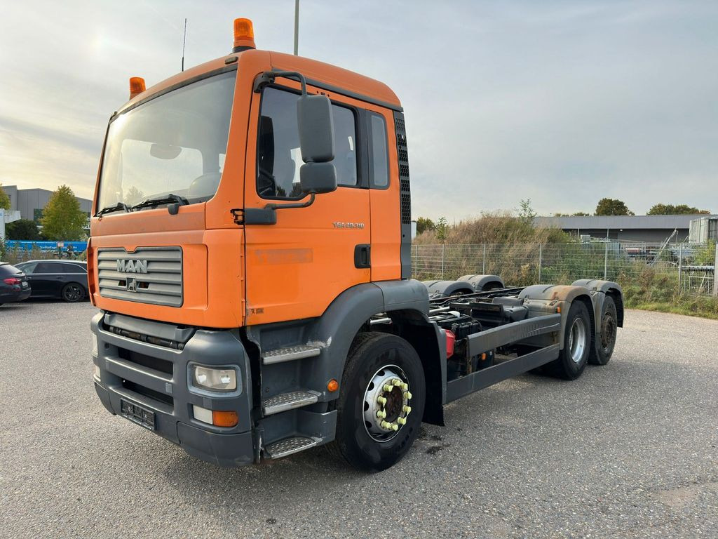 MAN 26.310 6x2 Fahrgestell Lift & Lenkachse - Kabiinišassiiga veoauto: pilt 1 MAN 26.310 6x2 Fahrgestell Lift & Lenkachse - Kabiinišassiiga veoauto: pilt 1