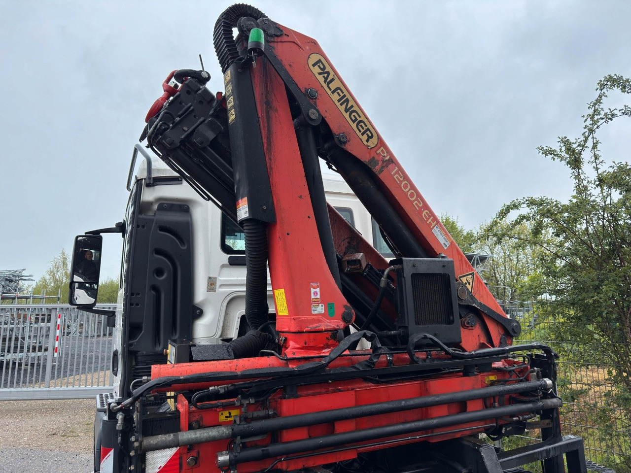 MAN 26.360 TGS Pafinger PK12002 Glaskipper 2 Trennw. - Kraanaga veoauto: pilt 3 MAN 26.360 TGS Pafinger PK12002 Glaskipper 2 Trennw. - Kraanaga veoauto: pilt 3