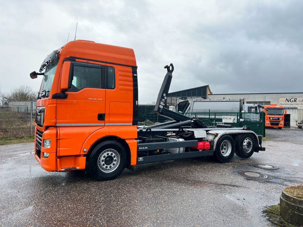MAN 26.460 6X2 Retarder Klima Navigation guter Zust. - Konkstõstukiga veoauto: pilt 1 MAN 26.460 6X2 Retarder Klima Navigation guter Zust. - Konkstõstukiga veoauto: pilt 1