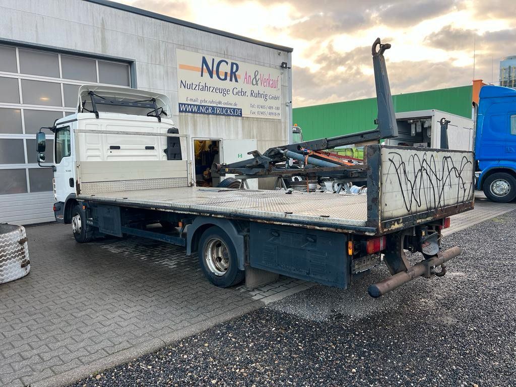 MAN 8.180 4X2 offene Pritsche - Madelauto: pilt 1 MAN 8.180 4X2 offene Pritsche - Madelauto: pilt 1