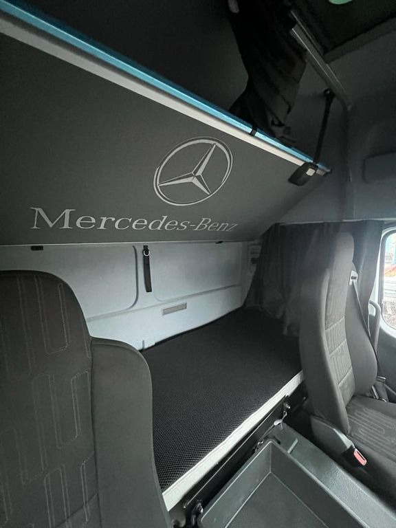 Mercedes-Benz 1324 4X2 Koffer Plane 6 to. Hebebühne Mercedes-Benz 1324 4X2 Koffer Plane 6 to. Hebebühne - Kasti veoauto: pilt 3 Mercedes-Benz 1324 4X2 Koffer Plane 6 to. Hebebühne Mercedes-Benz 1324 4X2 Koffer Plane 6 to. Hebebühne - Kasti veoauto: pilt 3
