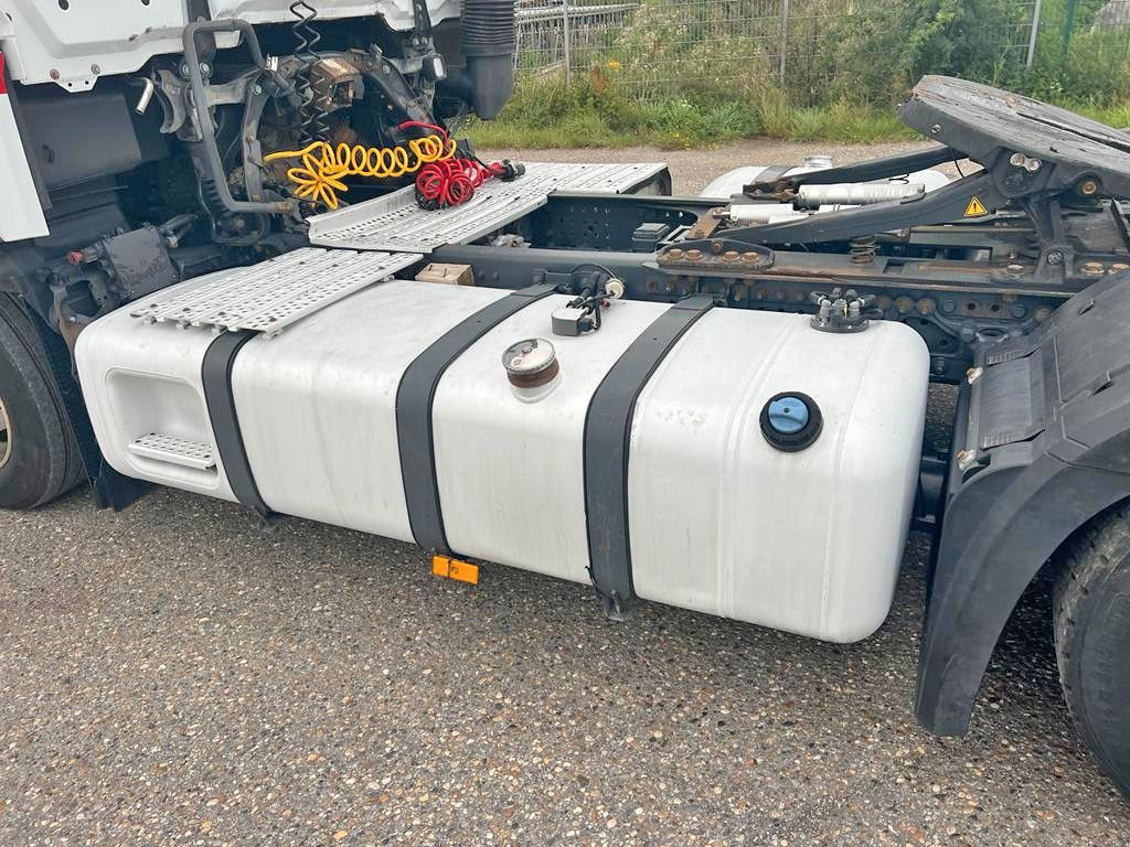 Sadulveok Mercedes-Benz 1842 4X2 mit Höhenverstellbarer Sattelkuppung: pilt 8
