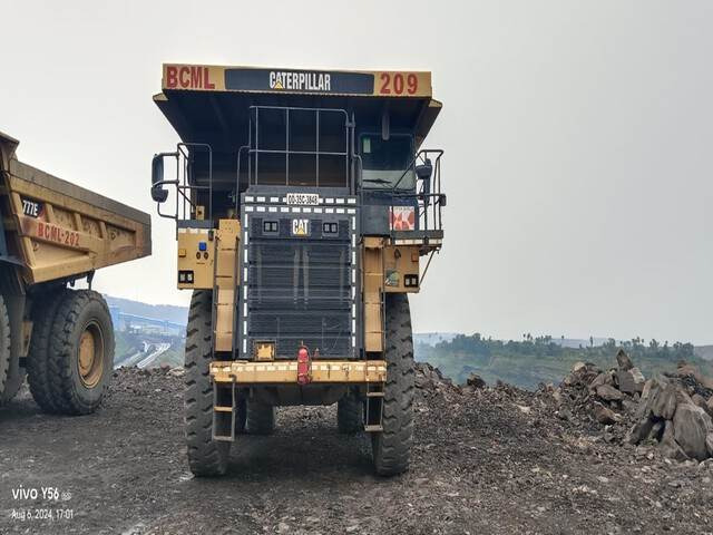 Kastiga kallur/ Kiviveoauto CAT 777E: pilt 9