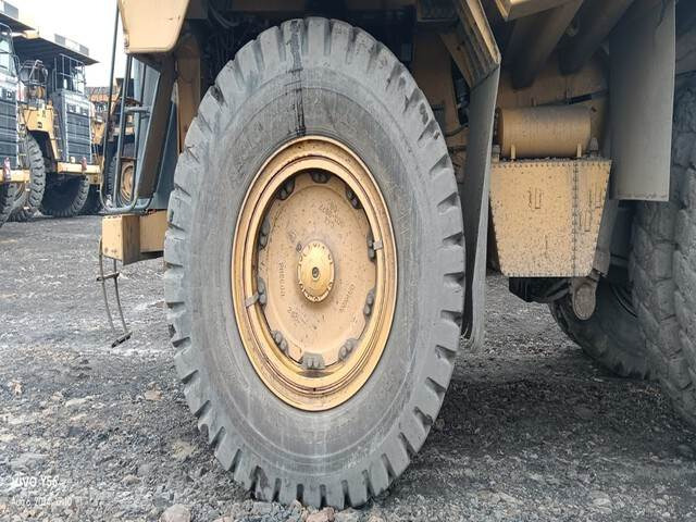 Kastiga kallur/ Kiviveoauto CAT 777E: pilt 24