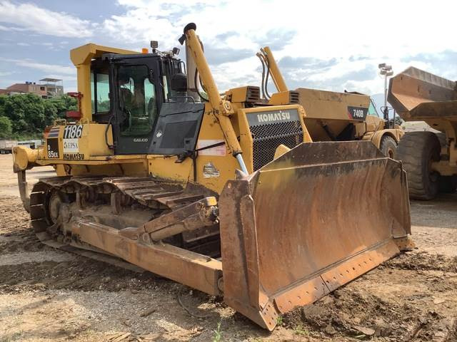 Komatsu D85EX-15 - Buldooser: pilt 4 Komatsu D85EX-15 - Buldooser: pilt 4