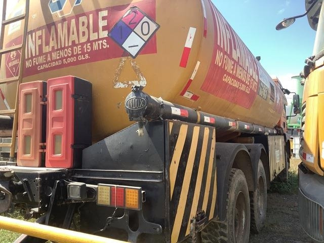 MAN 33.360-V20 - Tsisternauto: pilt 3 MAN 33.360-V20 - Tsisternauto: pilt 3