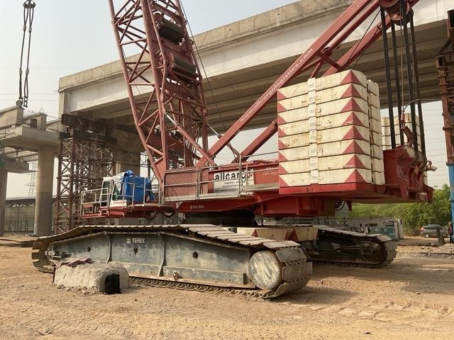 Terex Demag CC2800 - Roomikkraana: pilt 2 Terex Demag CC2800 - Roomikkraana: pilt 2
