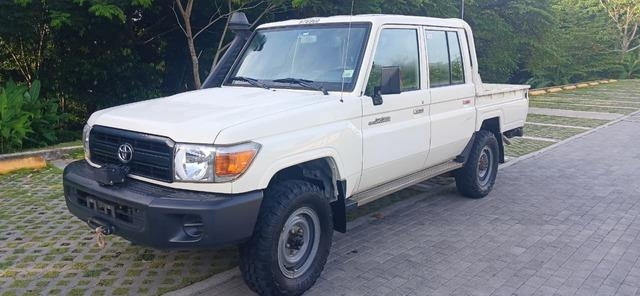 Toyota Land Cruiser HZJ79L - Pikap: pilt 1 Toyota Land Cruiser HZJ79L - Pikap: pilt 1