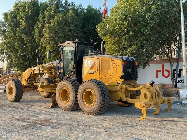CAT 14L AWD - Teehöövel: pilt 3 CAT 14L AWD - Teehöövel: pilt 3