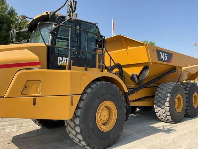 CAT 745 liising CAT 745: pilt 9