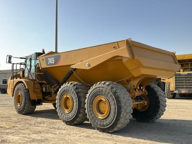 CAT 745 - Liigendkallur: pilt 2 CAT 745 - Liigendkallur: pilt 2