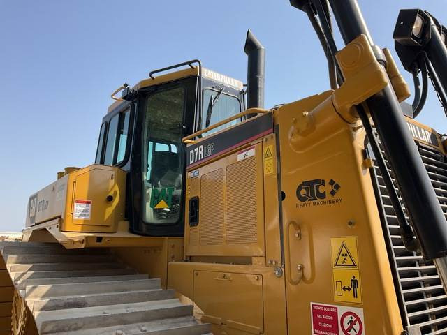 Buldooser CAT D7R LGP Series II: pilt 18