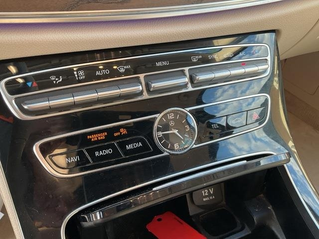 Auto Mercedes-Benz E220D: pilt 20