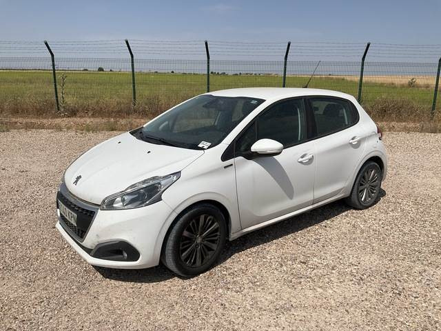 Peugeot 208 Signature PureTech 82 - Auto: pilt 1 Peugeot 208 Signature PureTech 82 - Auto: pilt 1