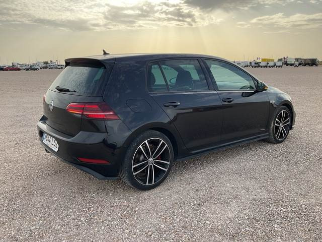 Volkswagen Golf - Auto: pilt 3 Volkswagen Golf - Auto: pilt 3