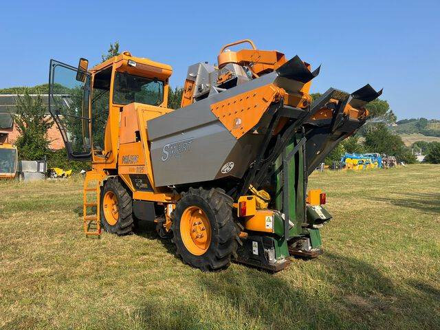 Pellenc MAV 3125 - Viinamarjavõtumasin: pilt 2 Pellenc MAV 3125 - Viinamarjavõtumasin: pilt 2