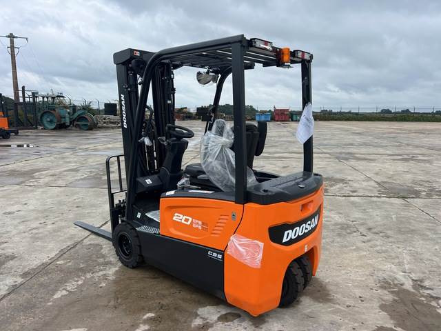 Doosan B20T-7 PLUS - Elektritõstuk: pilt 2 Doosan B20T-7 PLUS - Elektritõstuk: pilt 2
