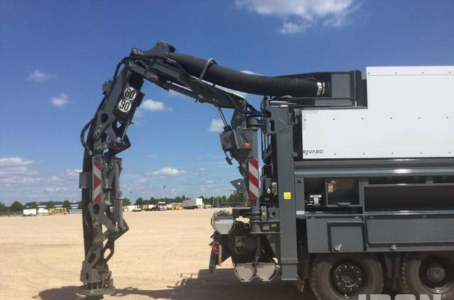 Vaakumveok Rivard - Mercedes-Benz EXVAC - Arocs 3253 8x4: pilt 7