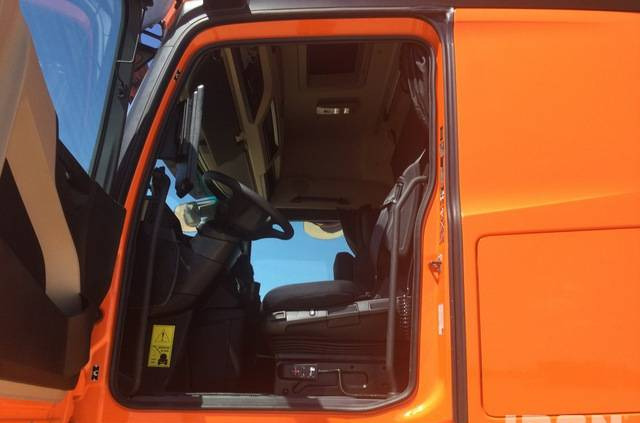 Vaakumveok Rivard - Mercedes-Benz EXVAC - Arocs 3253 8x4: pilt 10