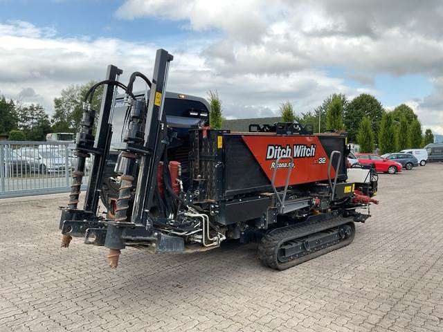 Ditch Witch AT32 - Puurimisplatvorm: pilt 1 Ditch Witch AT32 - Puurimisplatvorm: pilt 1
