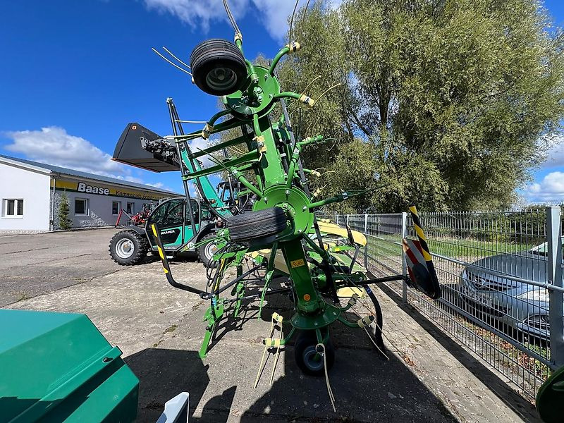 Krone Vendro 900 KW 103-24 - Kaarutaja/ Reha: pilt 2 Krone Vendro 900 KW 103-24 - Kaarutaja/ Reha: pilt 2