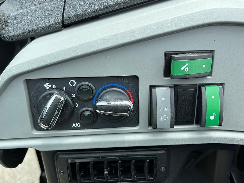 Teleskooplaadur Weidemann T7042 Klima 40km Zentralschmierung: pilt 12