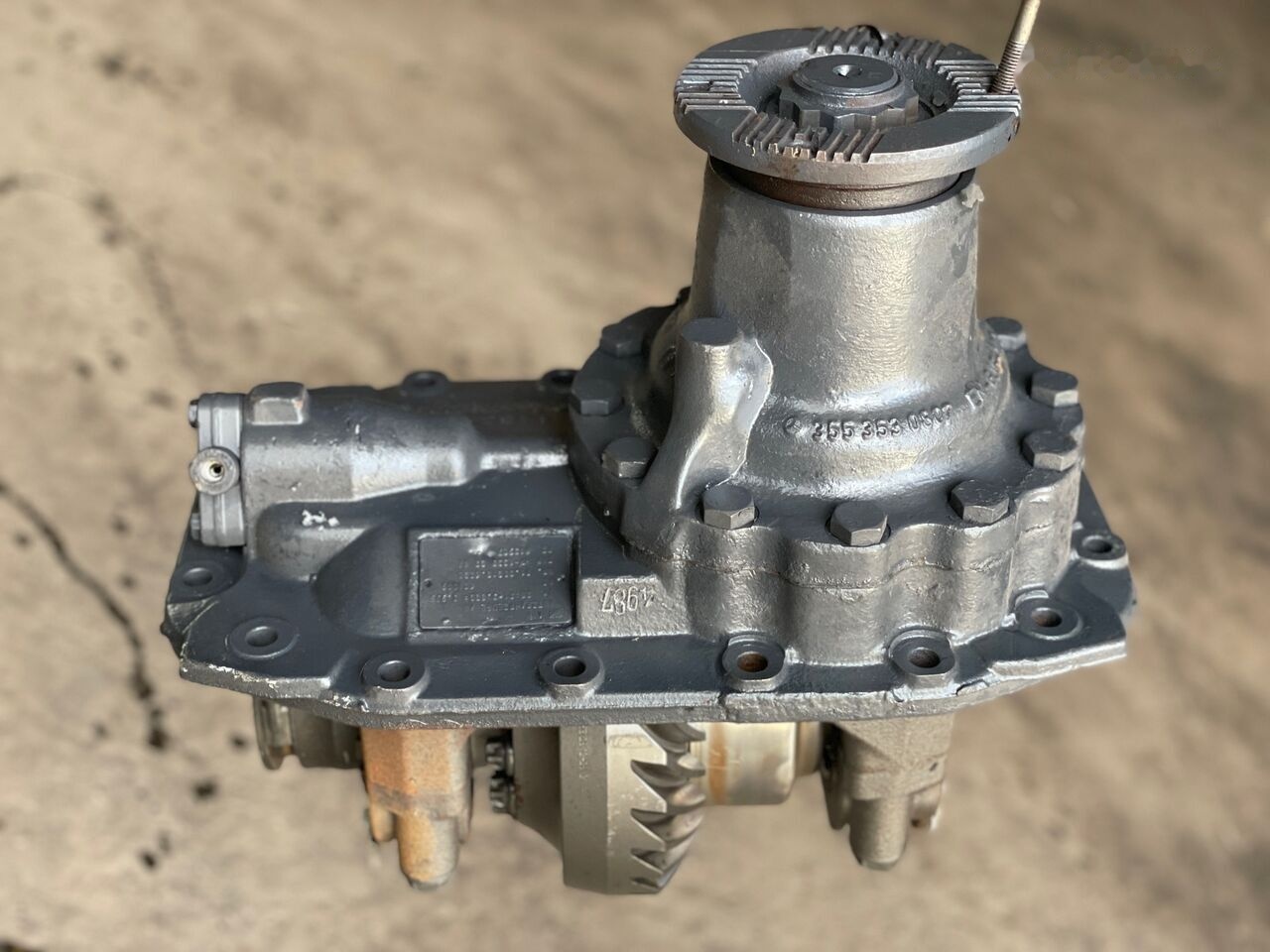 Mercedes-Benz HL 7 A 355 353 0807 Mercedes-Benz Actros - Diferentsiaalvarustus - Veoauto: pilt 2 Mercedes-Benz HL 7 A 355 353 0807 Mercedes-Benz Actros - Diferentsiaalvarustus - Veoauto: pilt 2