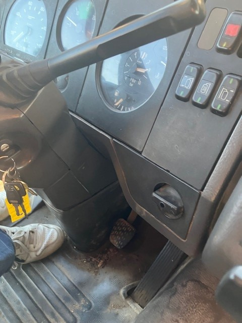 Konkstõstukiga veoauto transporditavad ained konteinerid MERCEDES-BENZ SK 1831: pilt 13