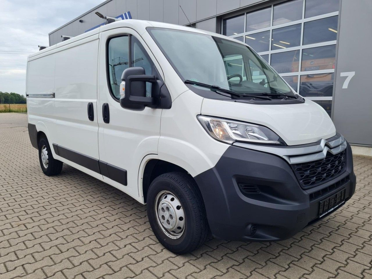 Citroën Jumper 33 Kasten 2,2 HDi L2H1 Klima Tempomat AHK - Väike kaubik: pilt 3 Citroën Jumper 33 Kasten 2,2 HDi L2H1 Klima Tempomat AHK - Väike kaubik: pilt 3