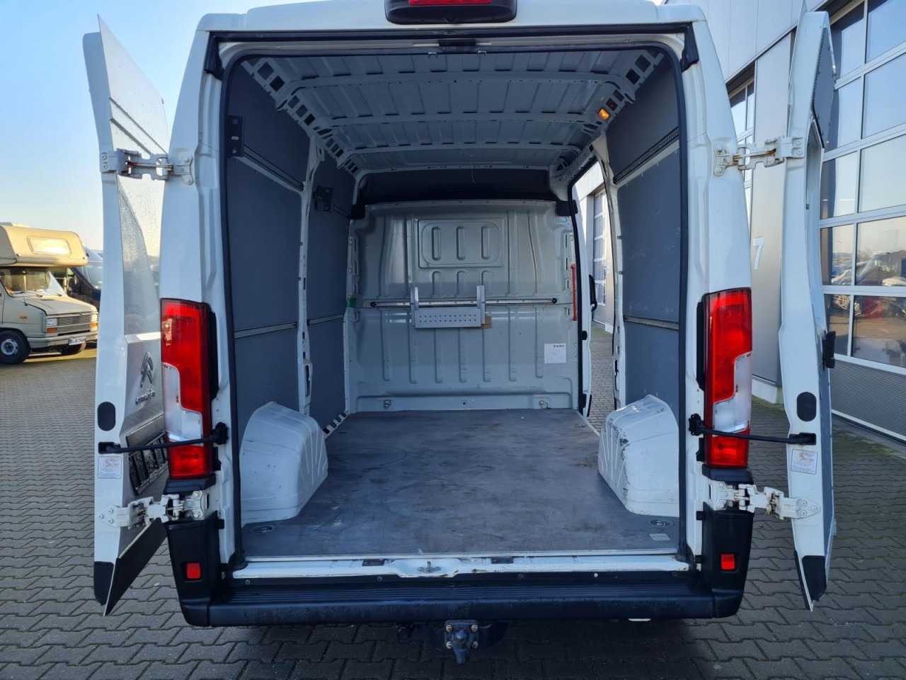 Citroen Jumper 33 Kasten L2H2 AHK KLIMA KAMERA TEMPOMAT - Väike kaubik: pilt 5 Citroen Jumper 33 Kasten L2H2 AHK KLIMA KAMERA TEMPOMAT - Väike kaubik: pilt 5