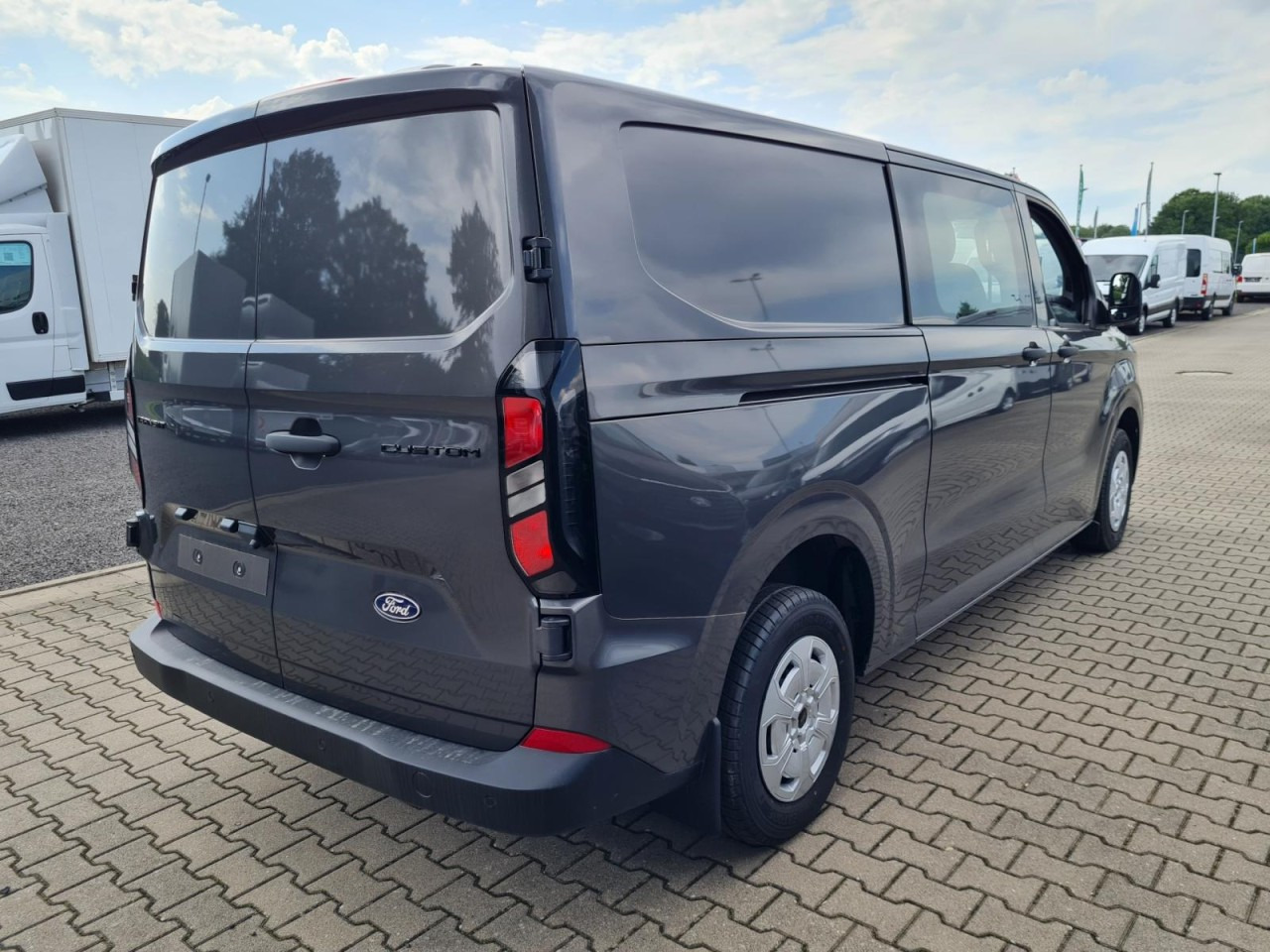 Ford Custom Kasten 320 L2 Trend Doka 5-Sitze KAMERA TEMPO - Väike kaubik, Meeskonnaauto: pilt 4 Ford Custom Kasten 320 L2 Trend Doka 5-Sitze KAMERA TEMPO - Väike kaubik, Meeskonnaauto: pilt 4