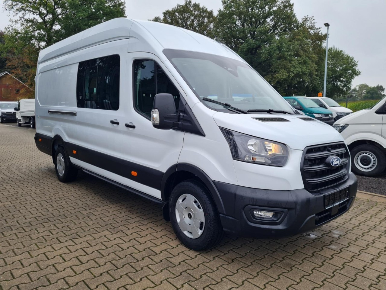 Ford Transit 350 Kasten Doka L4H3 Trend 4x4 AHK KAMERA - Kaubik, Meeskonnaauto: pilt 3 Ford Transit 350 Kasten Doka L4H3 Trend 4x4 AHK KAMERA - Kaubik, Meeskonnaauto: pilt 3