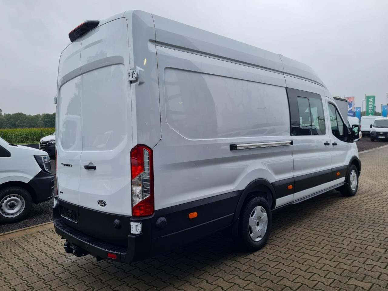 Ford Transit 350 Kasten Doka L4H3 Trend 4x4 AHK KAMERA - Kaubik, Meeskonnaauto: pilt 4 Ford Transit 350 Kasten Doka L4H3 Trend 4x4 AHK KAMERA - Kaubik, Meeskonnaauto: pilt 4