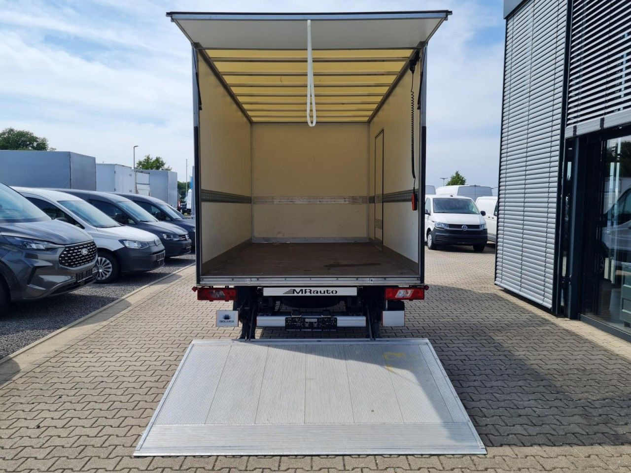 Ford Transit 350 Koffer mit LBW TDCi Trend KLIMA AUTO - Tarbesõiduk furgoon: pilt 4 Ford Transit 350 Koffer mit LBW TDCi Trend KLIMA AUTO - Tarbesõiduk furgoon: pilt 4