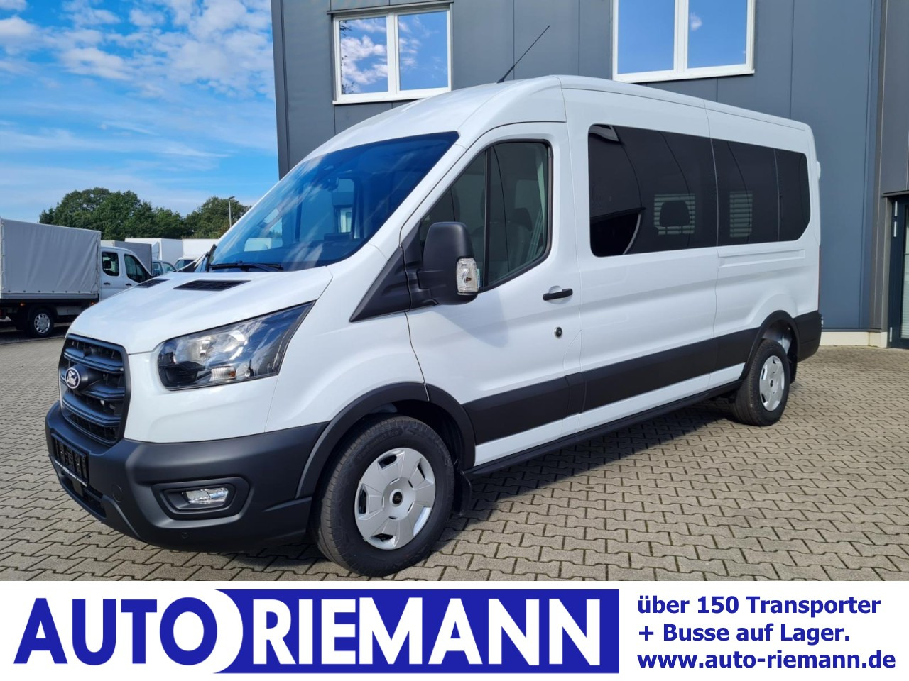 Ford Transit 350 Kombi TDCi L3 Trend 9 Sitzer AUTOMATIK - Väikebuss, Mikrobuss: pilt 1 Ford Transit 350 Kombi TDCi L3 Trend 9 Sitzer AUTOMATIK - Väikebuss, Mikrobuss: pilt 1