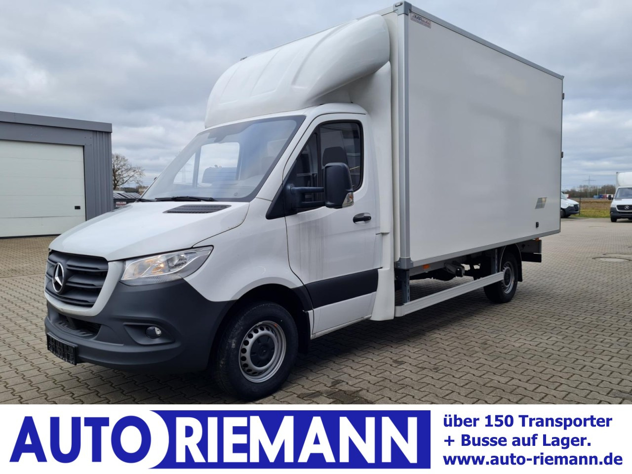 Mercedes-Benz Sprinter 315 Koffer lang MBux KLIMA NAVI TEMPOMAT - Tarbesõiduk furgoon: pilt 1 Mercedes-Benz Sprinter 315 Koffer lang MBux KLIMA NAVI TEMPOMAT - Tarbesõiduk furgoon: pilt 1