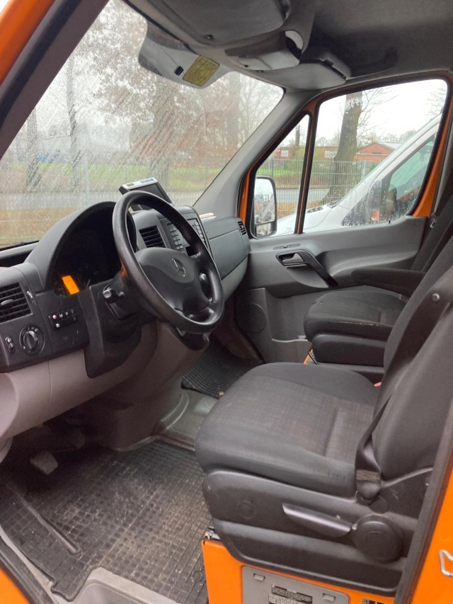 Mercedes-Benz Sprinter 316 CDI Kasten Hubarbeitsbühne KLIMA - Veoautolt tõusev platvorm: pilt 3 Mercedes-Benz Sprinter 316 CDI Kasten Hubarbeitsbühne KLIMA - Veoautolt tõusev platvorm: pilt 3