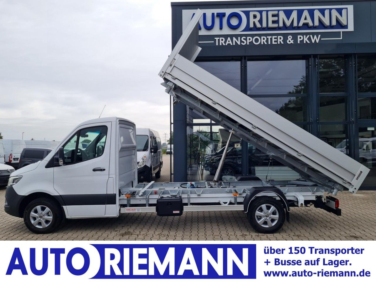 Mercedes-Benz Sprinter 317 CDI 3 Seiten kipper RWD AHK LED NAV - Tarbesõiduk kallur: pilt 1 Mercedes-Benz Sprinter 317 CDI 3 Seiten kipper RWD AHK LED NAV - Tarbesõiduk kallur: pilt 1