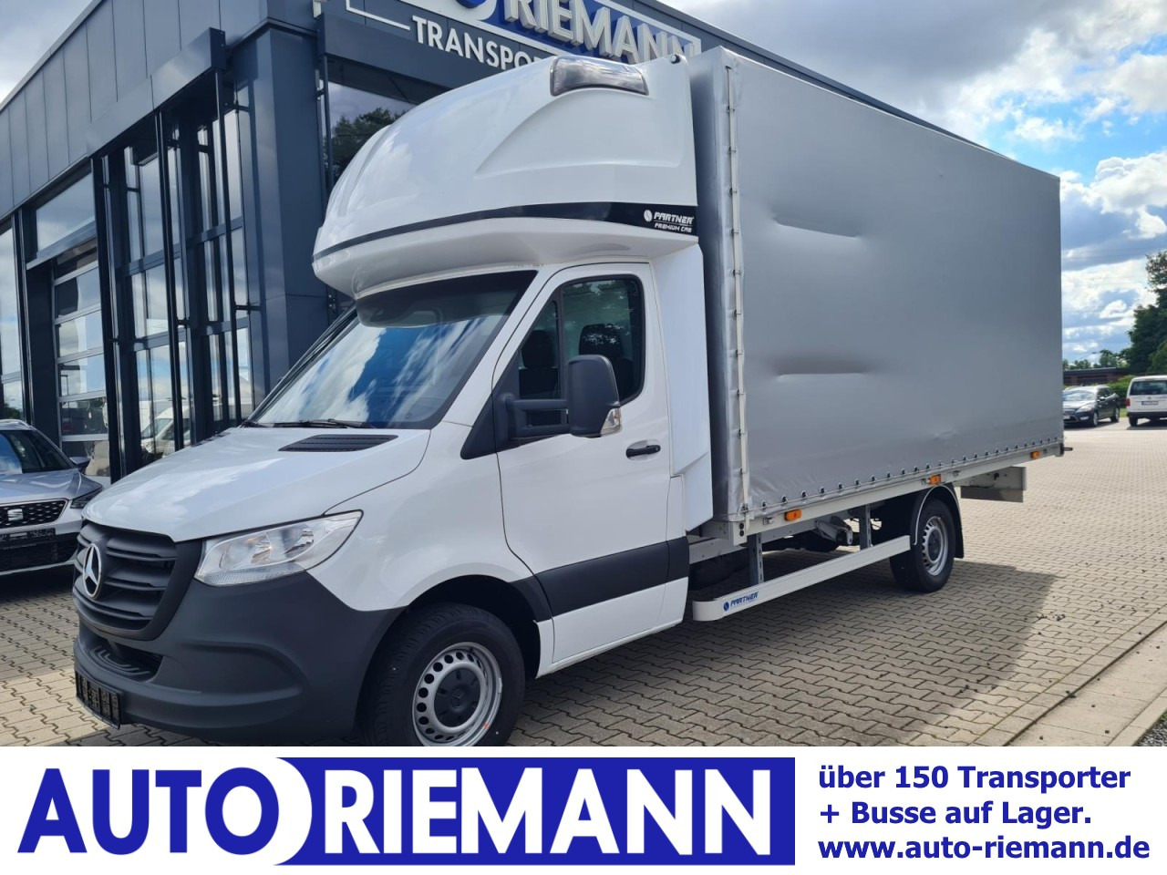 Mercedes-Benz Sprinter 317 Pritsche Plane Schlafkab RWD 10 Pal - Tent tarbesõiduk: pilt 1 Mercedes-Benz Sprinter 317 Pritsche Plane Schlafkab RWD 10 Pal - Tent tarbesõiduk: pilt 1