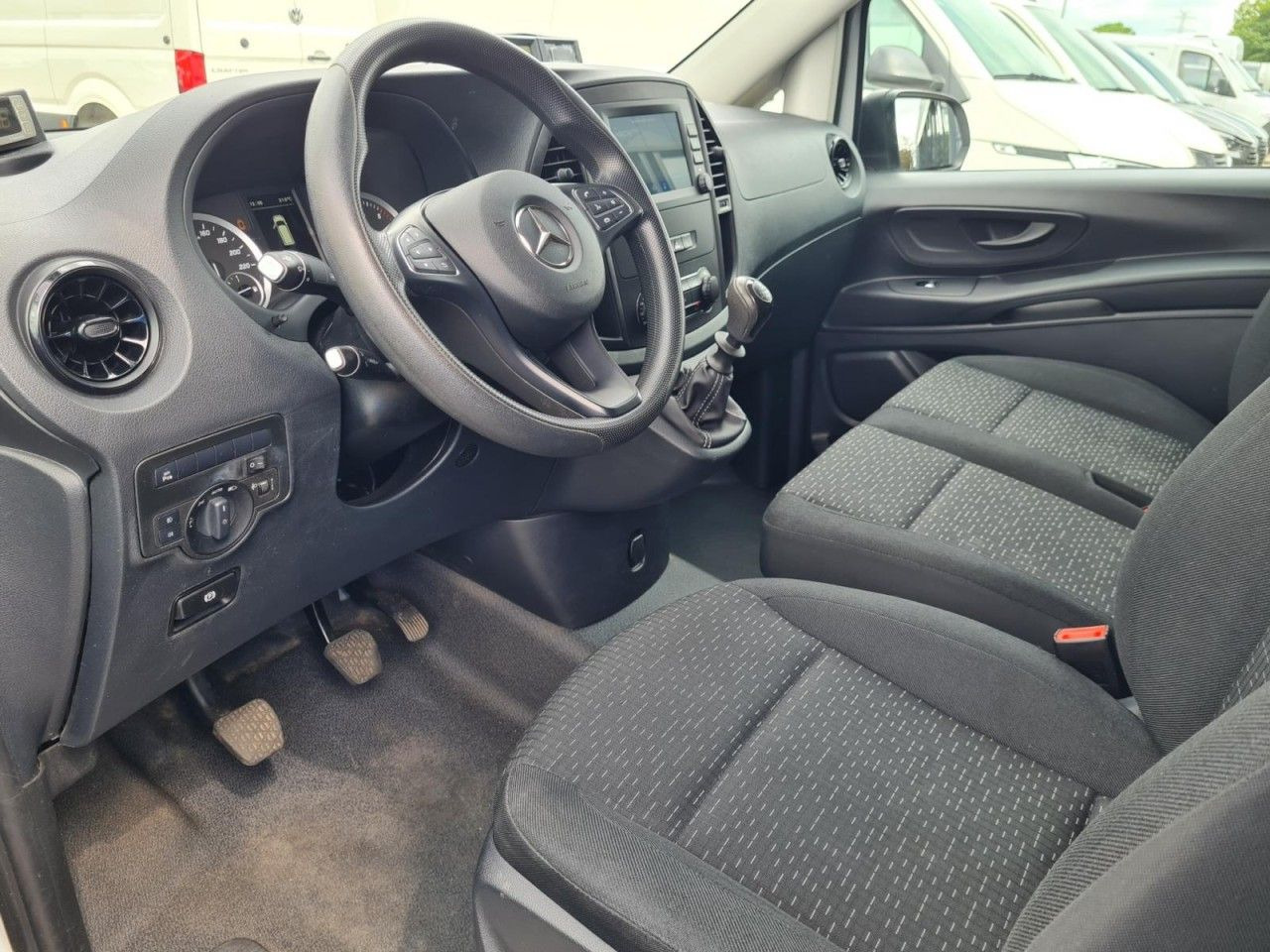 Tarbesõiduk külmik Mercedes-Benz Vito 116 Cdi Kühlkasten Stand + Fahrkühl. lang: pilt 9