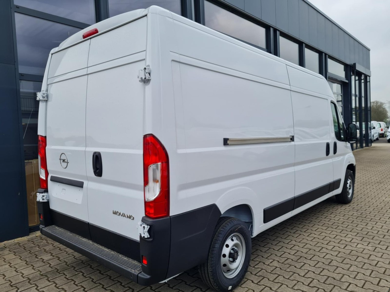 Opel Movano Kasten 2.2 HDI 180 L3H2 Klima NAVI TEMPOMAT - Kaubik: pilt 4 Opel Movano Kasten 2.2 HDI 180 L3H2 Klima NAVI TEMPOMAT - Kaubik: pilt 4