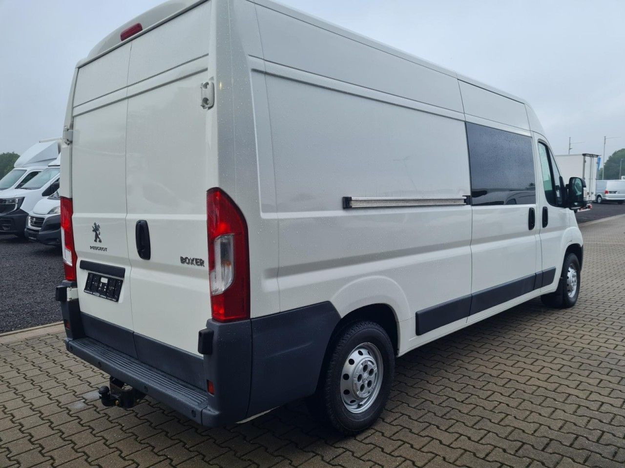 Peugeot Boxer Kasten L3H2 Doka 6-Sitze AHK PDC KLIMA - Väike kaubik, Meeskonnaauto: pilt 4 Peugeot Boxer Kasten L3H2 Doka 6-Sitze AHK PDC KLIMA - Väike kaubik, Meeskonnaauto: pilt 4