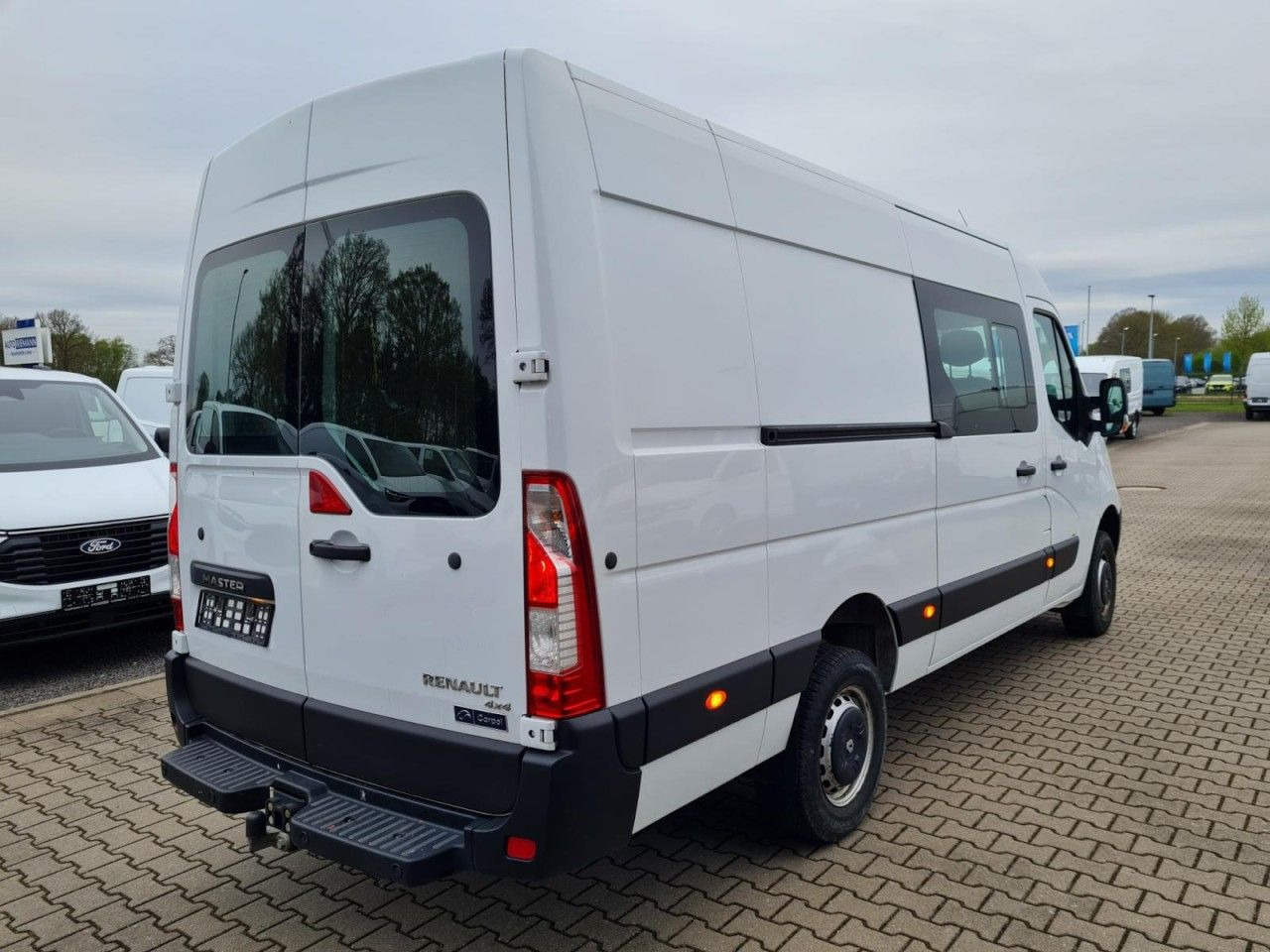 Renault Master 3,5t Kasten Doka dCi 130 L4H2 4x4 Allrad - Kaubik, Meeskonnaauto: pilt 4 Renault Master 3,5t Kasten Doka dCi 130 L4H2 4x4 Allrad - Kaubik, Meeskonnaauto: pilt 4