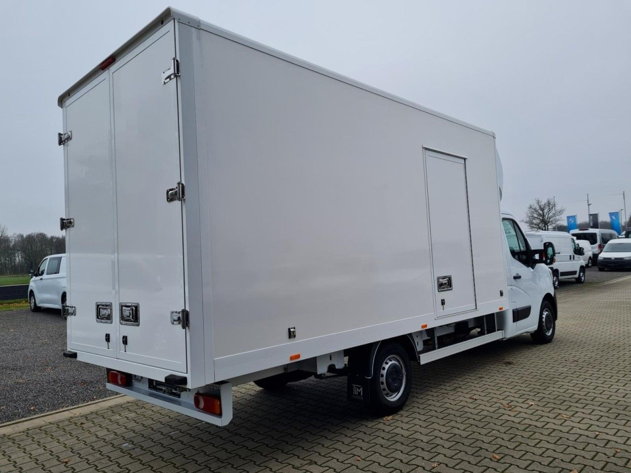 Renault Master 3,5t Koffer dCi 165 mit 10 Pal. Plätze - Tarbesõiduk furgoon: pilt 5 Renault Master 3,5t Koffer dCi 165 mit 10 Pal. Plätze - Tarbesõiduk furgoon: pilt 5