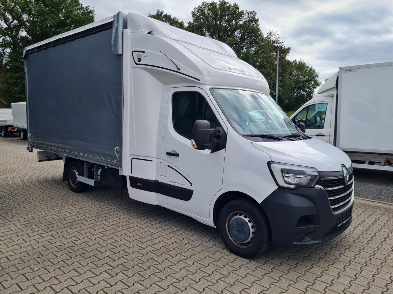Renault Master 3,5t Pritsche Plane Schlafkab. dCi 165 KL - Tent tarbesõiduk: pilt 3 Renault Master 3,5t Pritsche Plane Schlafkab. dCi 165 KL - Tent tarbesõiduk: pilt 3