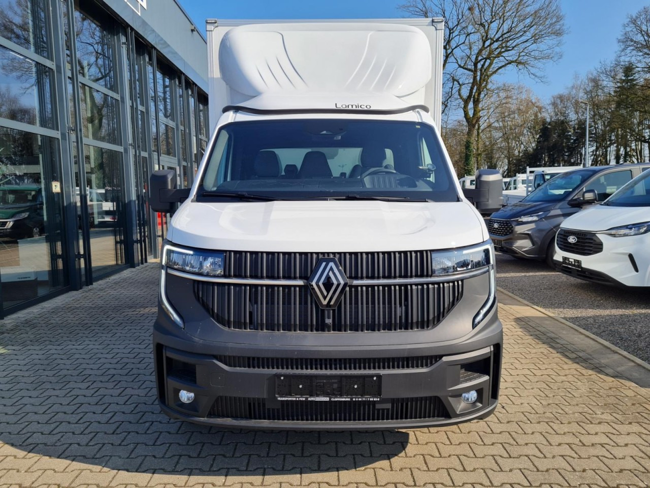 Renault Master 35 New Möbel Koffer LBW KAMERA LUFTFEDERUNG - Tarbesõiduk furgoon: pilt 2 Renault Master 35 New Möbel Koffer LBW KAMERA LUFTFEDERUNG - Tarbesõiduk furgoon: pilt 2