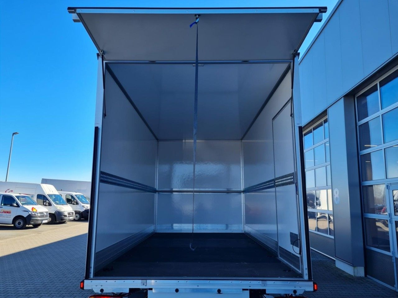Renault Master 35 New Möbel Koffer LBW KLIMA TEMPOMAT - Tarbesõiduk furgoon: pilt 5 Renault Master 35 New Möbel Koffer LBW KLIMA TEMPOMAT - Tarbesõiduk furgoon: pilt 5