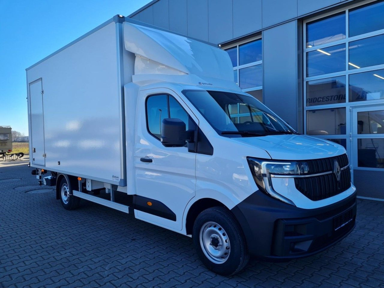 Renault Master 35 New Möbel Koffer LBW KLIMA TEMPOMAT - Tarbesõiduk furgoon: pilt 3 Renault Master 35 New Möbel Koffer LBW KLIMA TEMPOMAT - Tarbesõiduk furgoon: pilt 3