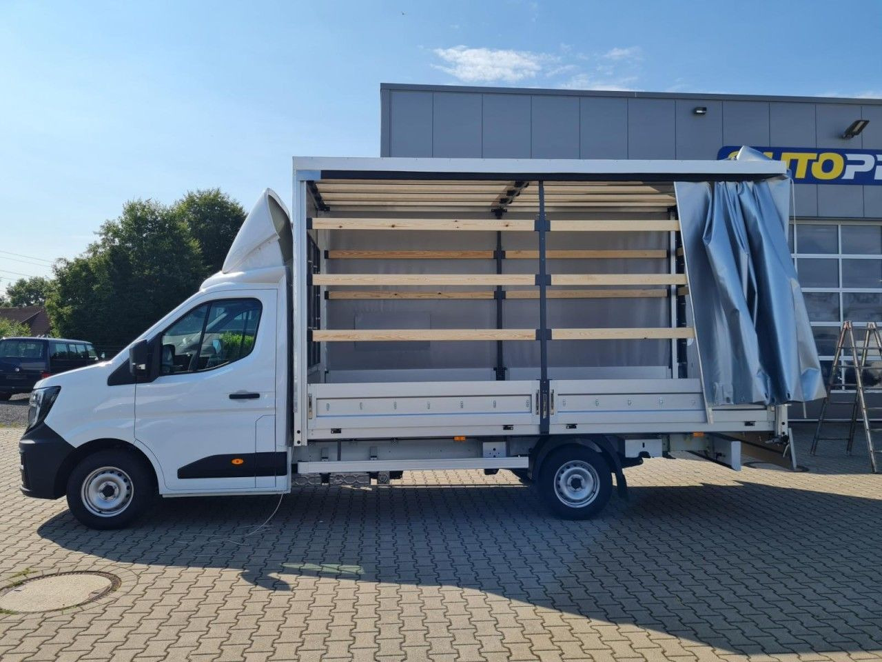 Renault Master 35 Pritsche Schiebe Plane dCi 170 - Tent tarbesõiduk: pilt 2 Renault Master 35 Pritsche Schiebe Plane dCi 170 - Tent tarbesõiduk: pilt 2