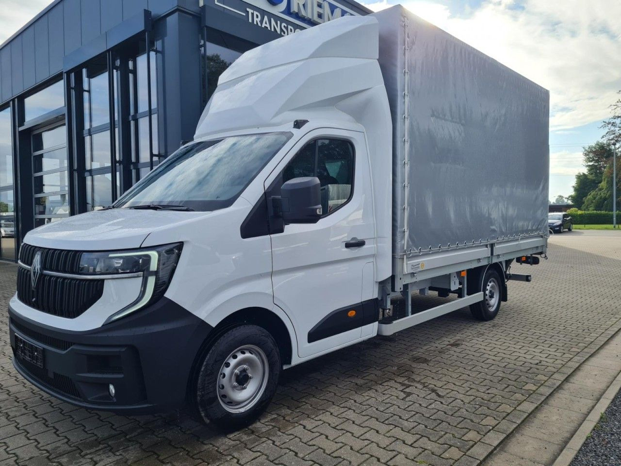 Renault Master Pritsche Schiebe Plane LBW Luftfederung - Tent tarbesõiduk: pilt 2 Renault Master Pritsche Schiebe Plane LBW Luftfederung - Tent tarbesõiduk: pilt 2